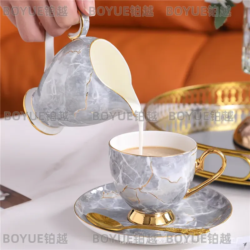 ชุดกาแฟพร้อมจานรองและกาน้ำชา ท - Coffee Tea Box บทวิจารณ์และราคา